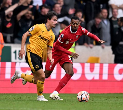 Ryan Gravenberch maakt basisdebuut voor Liverpool in Europa League-duel met LASK