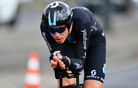 Cees Bol pakt 1e overwinning van dit seizoen in Ronde van Groot Brittannië