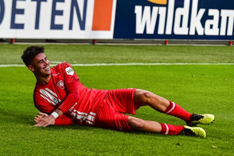FC Twente speelt FC Volendam een helft lang ondersteboven