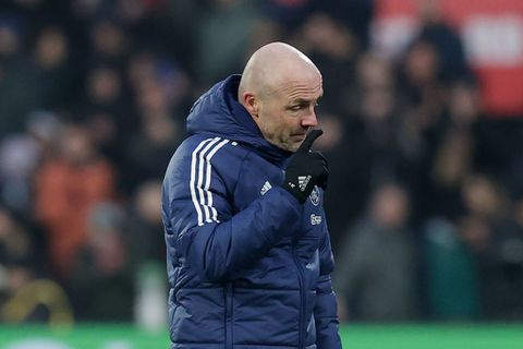 Alfred Schreuder vond Ajax 'prima' tegen Feyenoord: 'We zijn groeiende, maar ik ben misschien de enige die dat ziet'