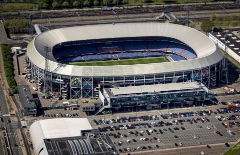 Opstellingen Feyenoord en PSV: bij Feyenoord geen verrassingen, PSV moet het doen zonder Ramalho