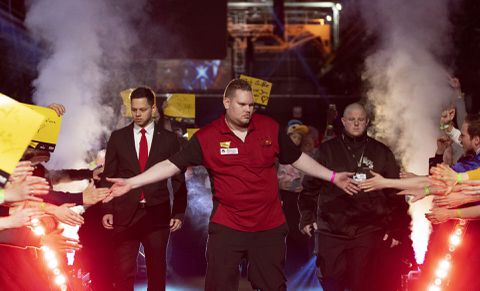 Wesley Plaisier mag zich weer bewijzen op Euro Tour: plaatsing voor European Darts Matchplay