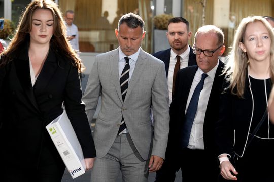 Proces rond Ryan Giggs: 'Hij ging vreemd met 8 vrouwen tegelijk'