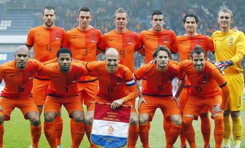 Sjoerd Mossou verklaart uithaal van Van der Vaart richting Cillessen: 'Voortdurende overacting'