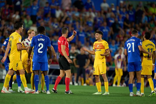 FC Barcelona niet voorbij anti-voetbal van Getafe: 3 rode kaarten en valpartijen killen de wedstrijd