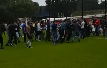 FC Tilburg stapt misschien naar politie na 'racistische beledigingen' (video)