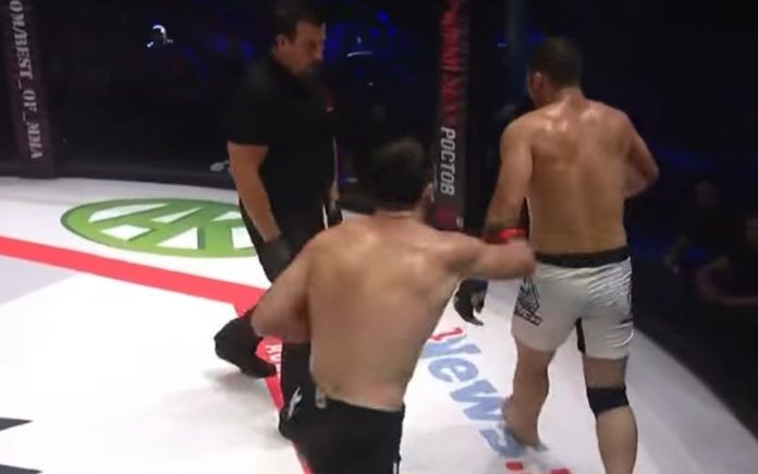 MMA-vechter heeft geen zin meer en verliest (video)