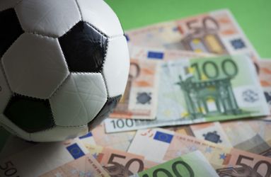 KNVB waarschuwt clubs voor actieve matchfixer