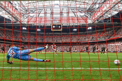 TV-gids: hier check je zondag de Eredivisie met onder meer Feyenoord en Ajax