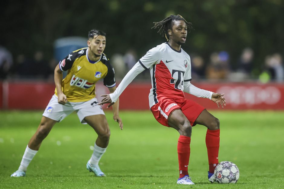 Excelsior huurt op valreep voormalig PSG-speler Arthur Zagre