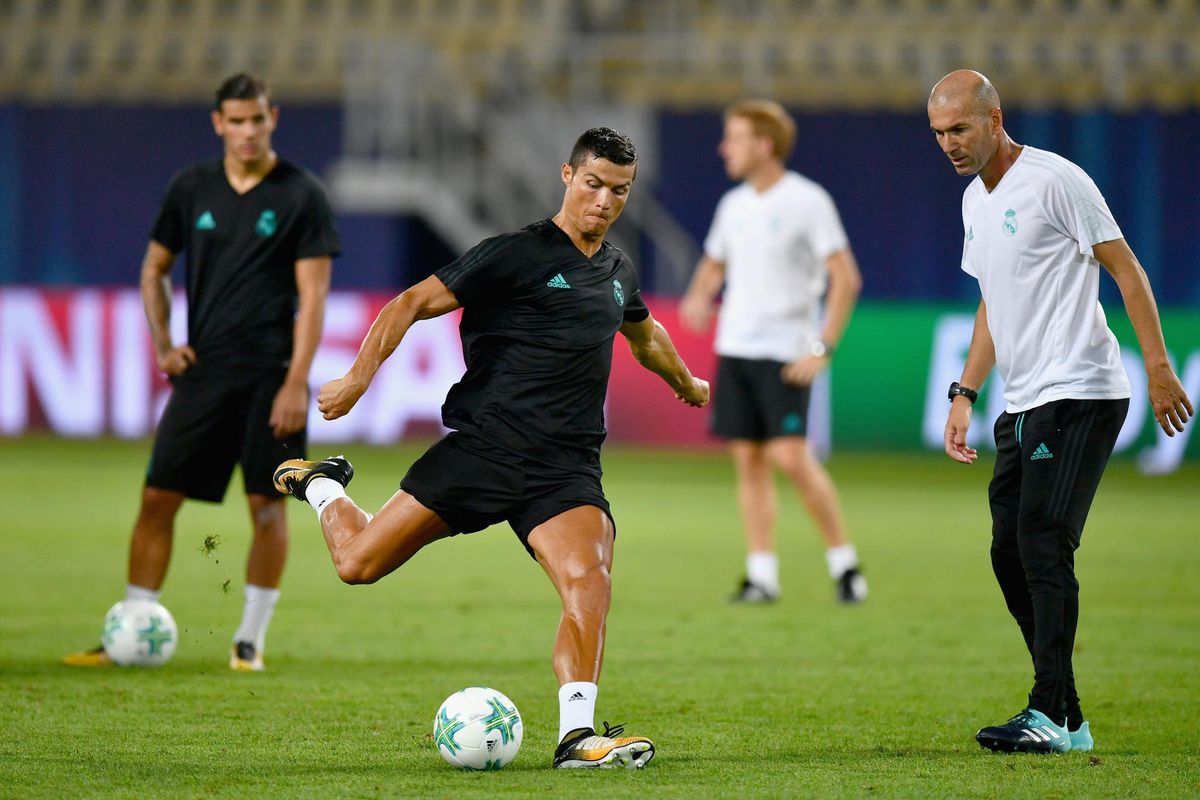 Zidane heeft Ronaldo eindelijk weer terug: 'Voetbal, dat is waar hij van houdt'