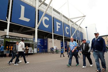 Leicester zet 2 homofobe fans het stadion uit tijdens wedstrijd