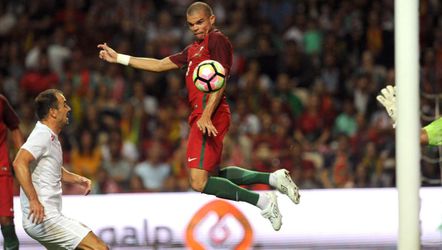 Portugal wint zonder Ronaldo van voetbaldwerg Gibraltar