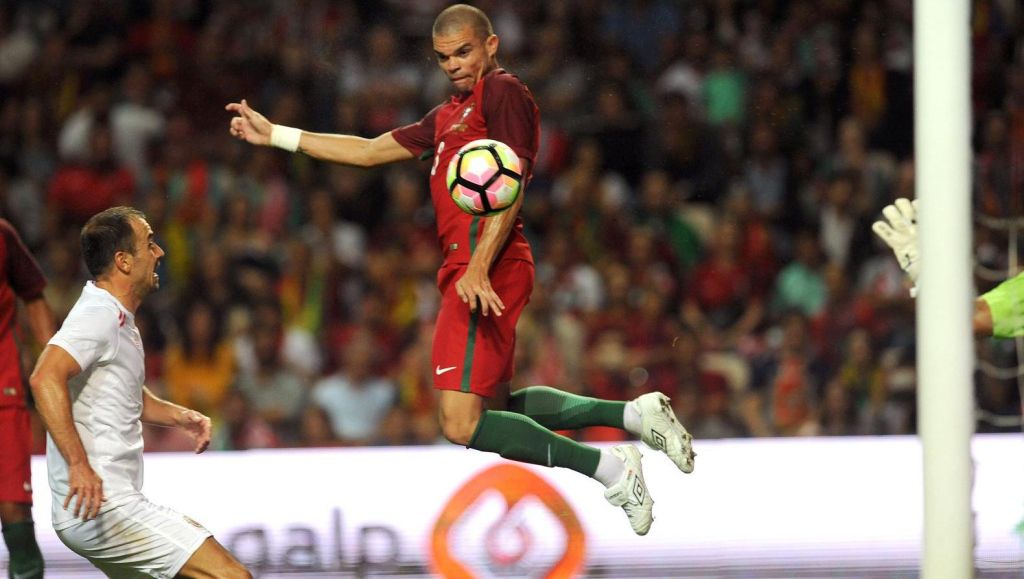 Portugal wint zonder Ronaldo van voetbaldwerg Gibraltar