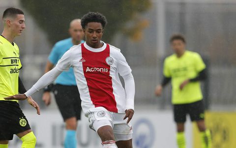 Prince Aning wil koning worden in Duitsland en ruilt Ajax in voor Borussia Dortmund