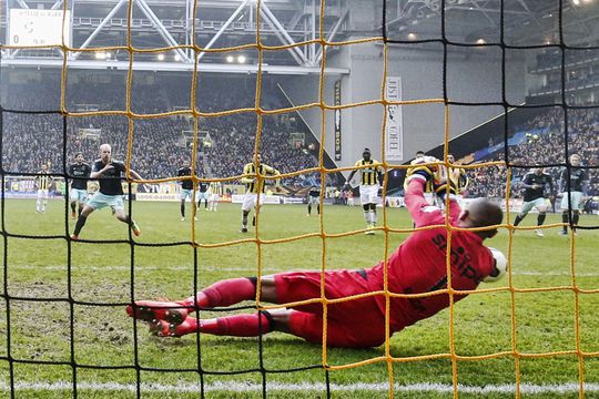 Lijdt Ajax nu ook al aan het penaltysyndroom?