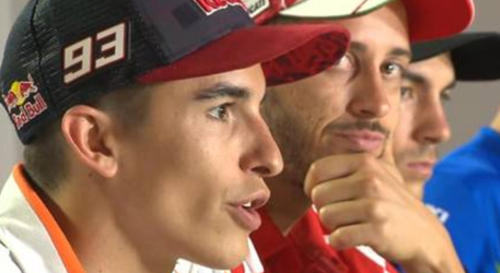 MotoGP-sterren moeten 'gevaarlijk trainen' ondanks Rossi's gebroken been