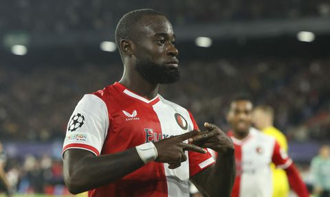 Lutsharel Geertruida is voor geen enkele spits bang: 'Ik kom uit Rotterdam-Zuid'