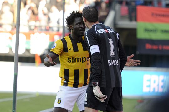 Aartsrivaal Bony traint ondanks boze spandoeken van fans voor het eerst mee bij NEC