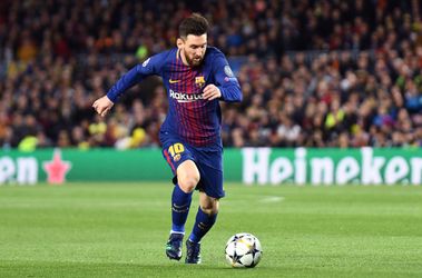 Messi schiet Barca op 1-0 met een heerlijke vrije trap (video)