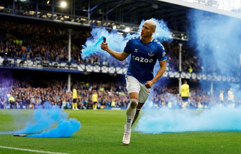 Everton leeft nog na knappe zege op Chelsea, Son serveert en scoort voor Spurs