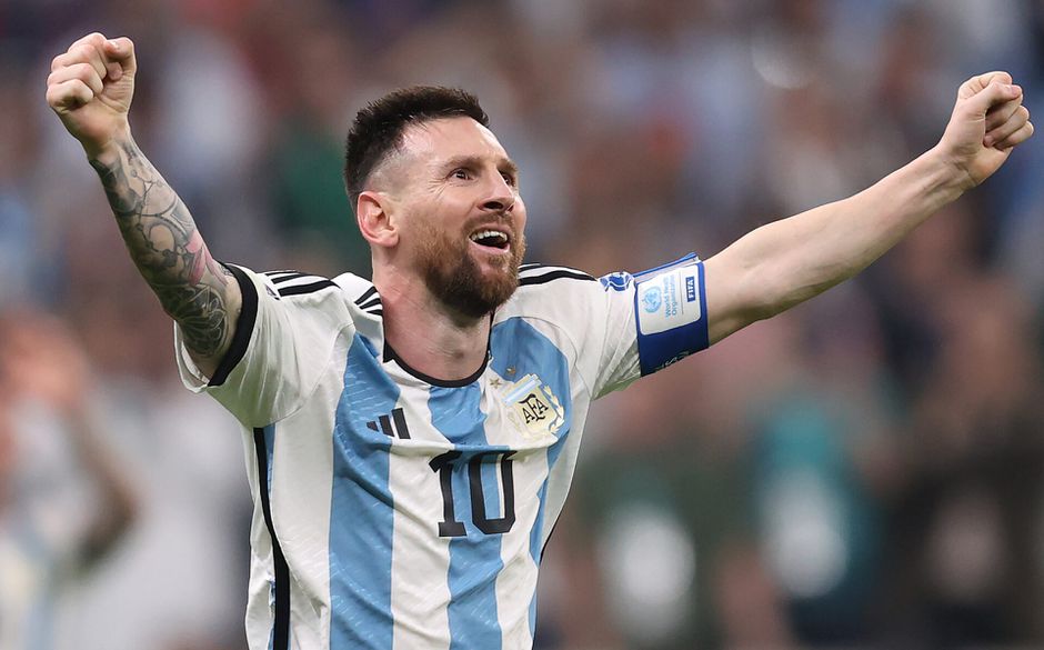 Nog een jaartje langer Fransen treiteren? 'Lionel Messi verlengt contract bij PSG'