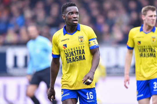 Van KKD naar Championship: Cambuur-speler Alex Bangura maakt heerlijke transfer