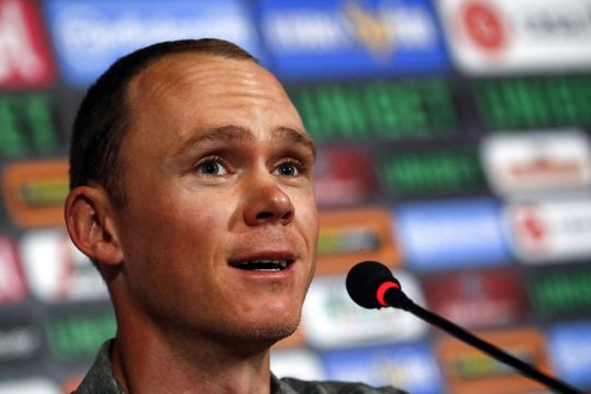 Froome bijt van zich af: 'Er is geen reden waarom ik hier niet mee mag doen'