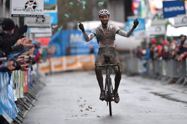 Mathieu van der Poel topfavoriet voor wereldtitel volgens Vlaamse commentatoren