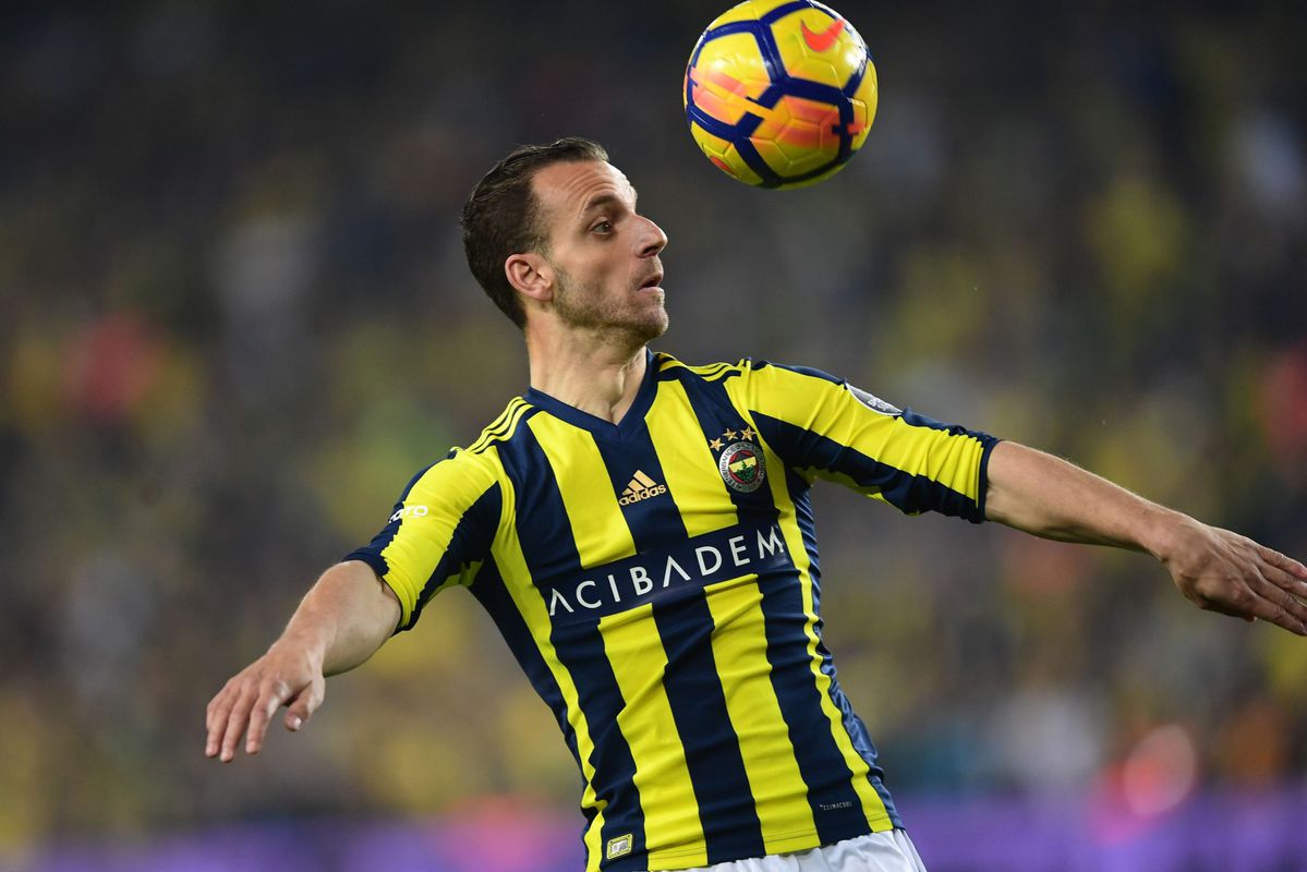 Het lukt weer niet bij Fenerbahçe: Chery wint met Kayserispor na rode kaart Soldado