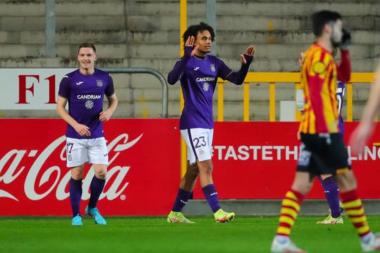TV-gids: België heeft lak aan interlandvoetbal, elke dag wedstrijden in Jupiler Pro League