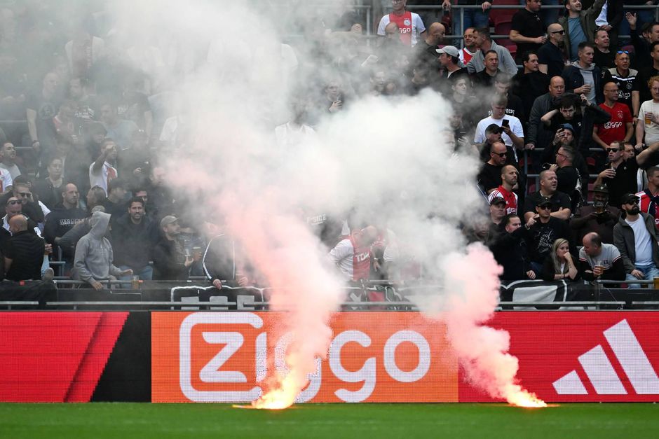 KNVB heeft besloten: Klassieker wordt woensdag afgemaakt onder speciale voorwaarden