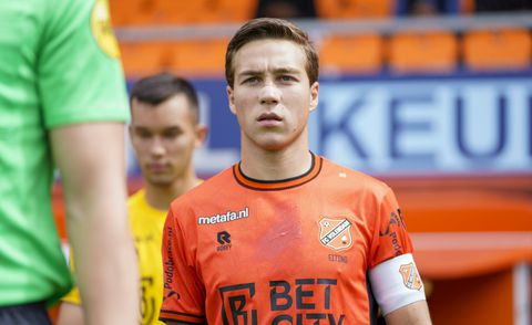 Zo! KNVB geeft hem gelijk: Carel Eiting mag tóch naar FC Twente vertrekken