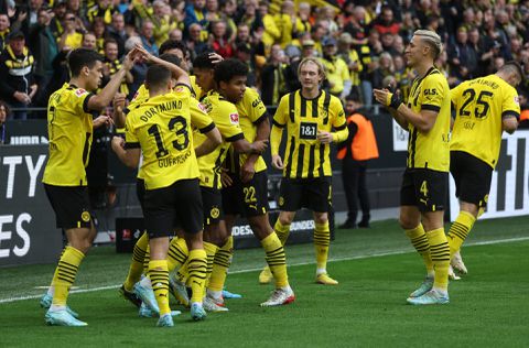 Borussia Dortmund laat geen spaan heel van VfB Stuttgart: 5-klapper in eigen huis