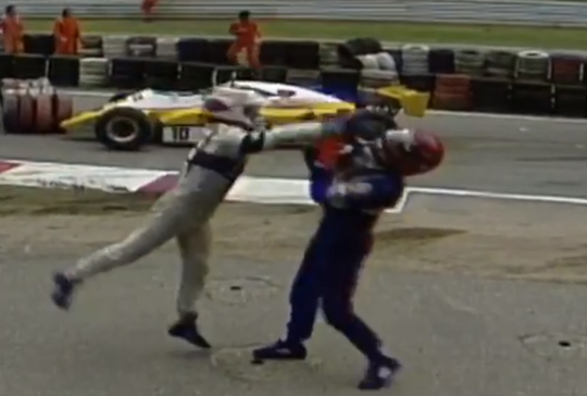 Terugblik naar '82: Piquet slaat Salazar na crash in Duitse GP (video)