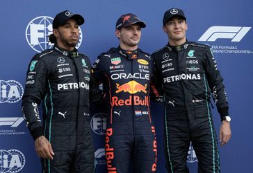 Opgeleefd Mercedes kijkt uit naar clash met Verstappen: 'Hebben niets te verliezen'