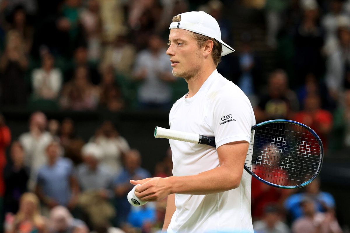 Van Rijthoven na Wimbledon-exit: 'Op Centre Court spelen, was al een zege op zich'