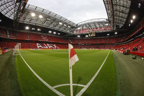 Is dit de kampioensopstelling van Ajax? Ten Hag kiest voor Berghuis en Mazraoui