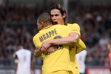 Droomkoppel Mbappé-Cavani wijst PSG de weg tegen Angers