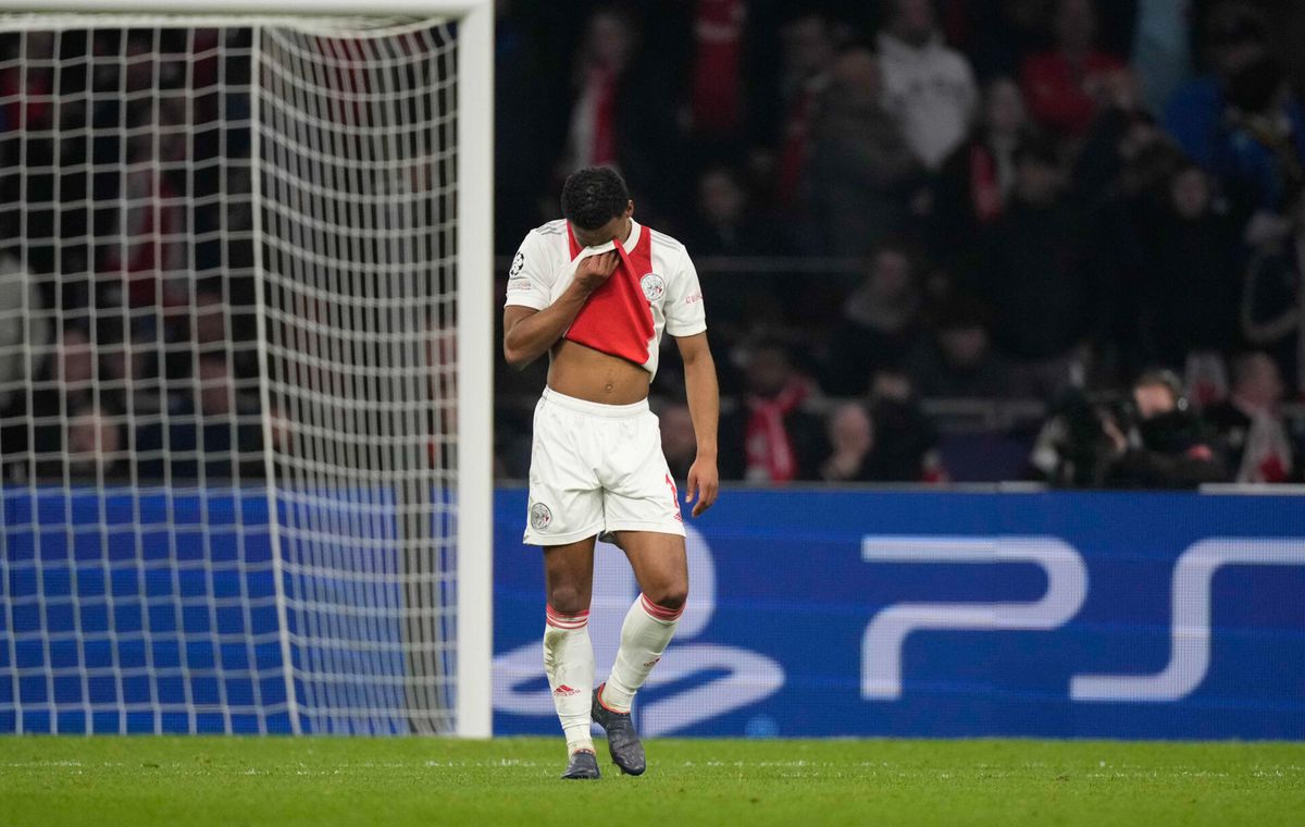 Ajax schoot in deze minuut voor het laatst op doel tegen Benfica