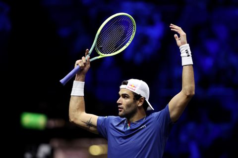 Doe het voor Roger! Matteo Berrettini zet Team Europe weer op voorsprong bij Laver Cup