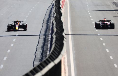 Max Verstappen scheldt een hoop in slotfase VT3: 'Ongelooflijk...'