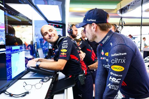 Christian Horner geniet van tandem Verstappen/Lambiase: 'Net een oud, getrouwd stel'