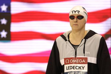 🎥 | Katie Ledecky verpulvert het wereldrecord op de 1500 meter vrije slag