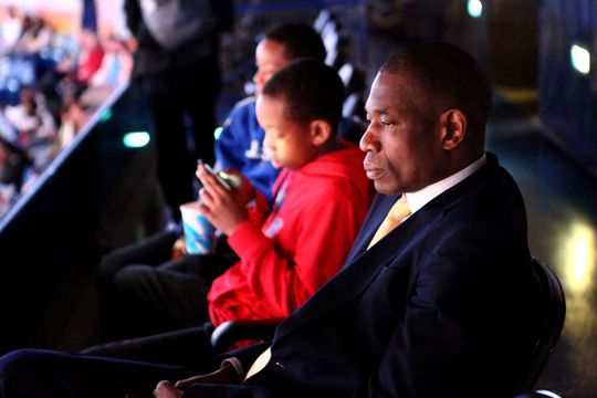 NBA-legende Mutombo ongedeerd op Zaventem