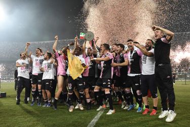 Palermo officieel in handen van City Football Group