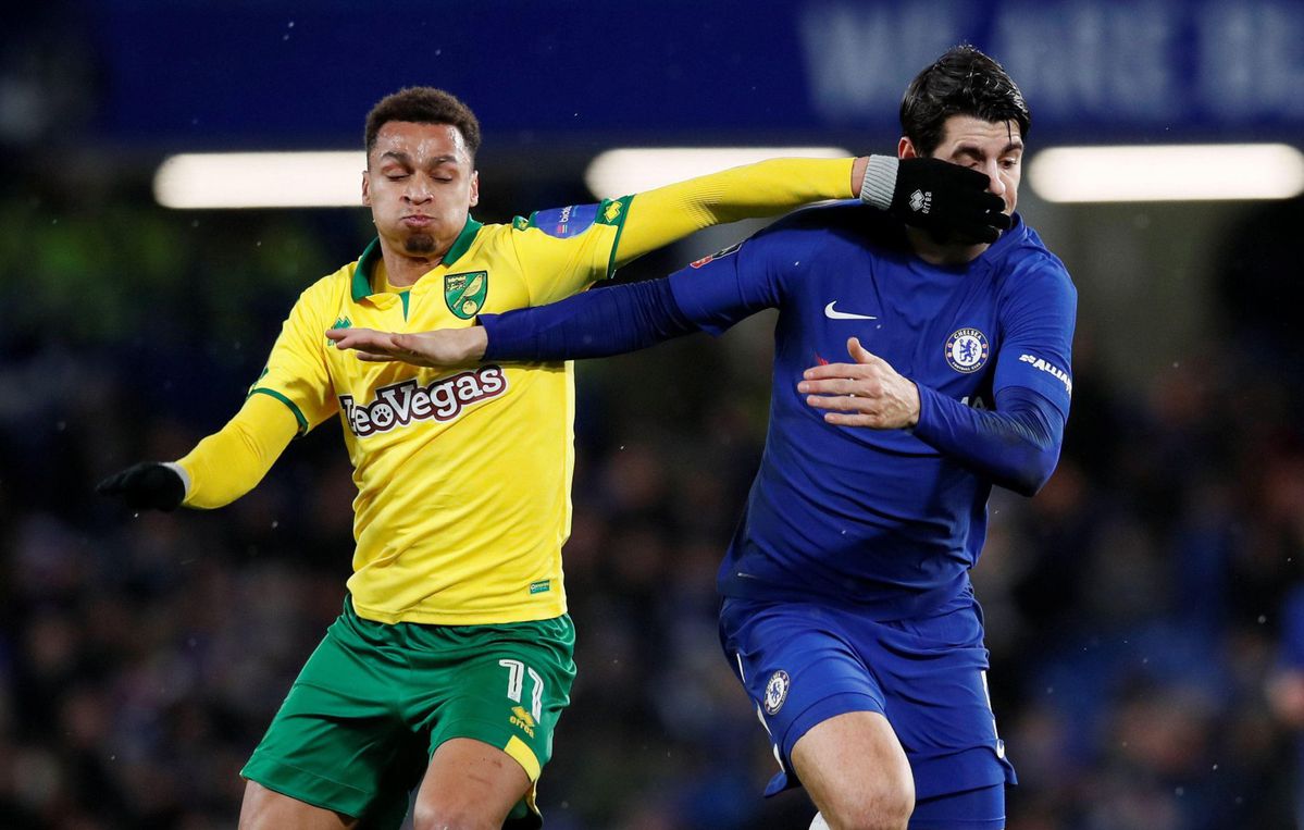 Angstig Chelsea ten koste van veel drama, pingels èn Norwich door in de FA Cup