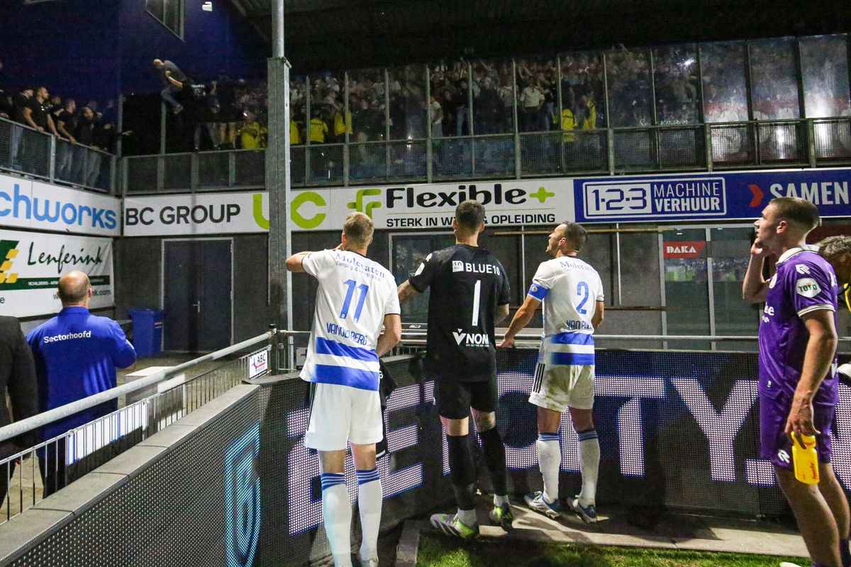 PEC Zwolle deelt statement na wangedrag eigen fans en dreigt met 'harde straffen'
