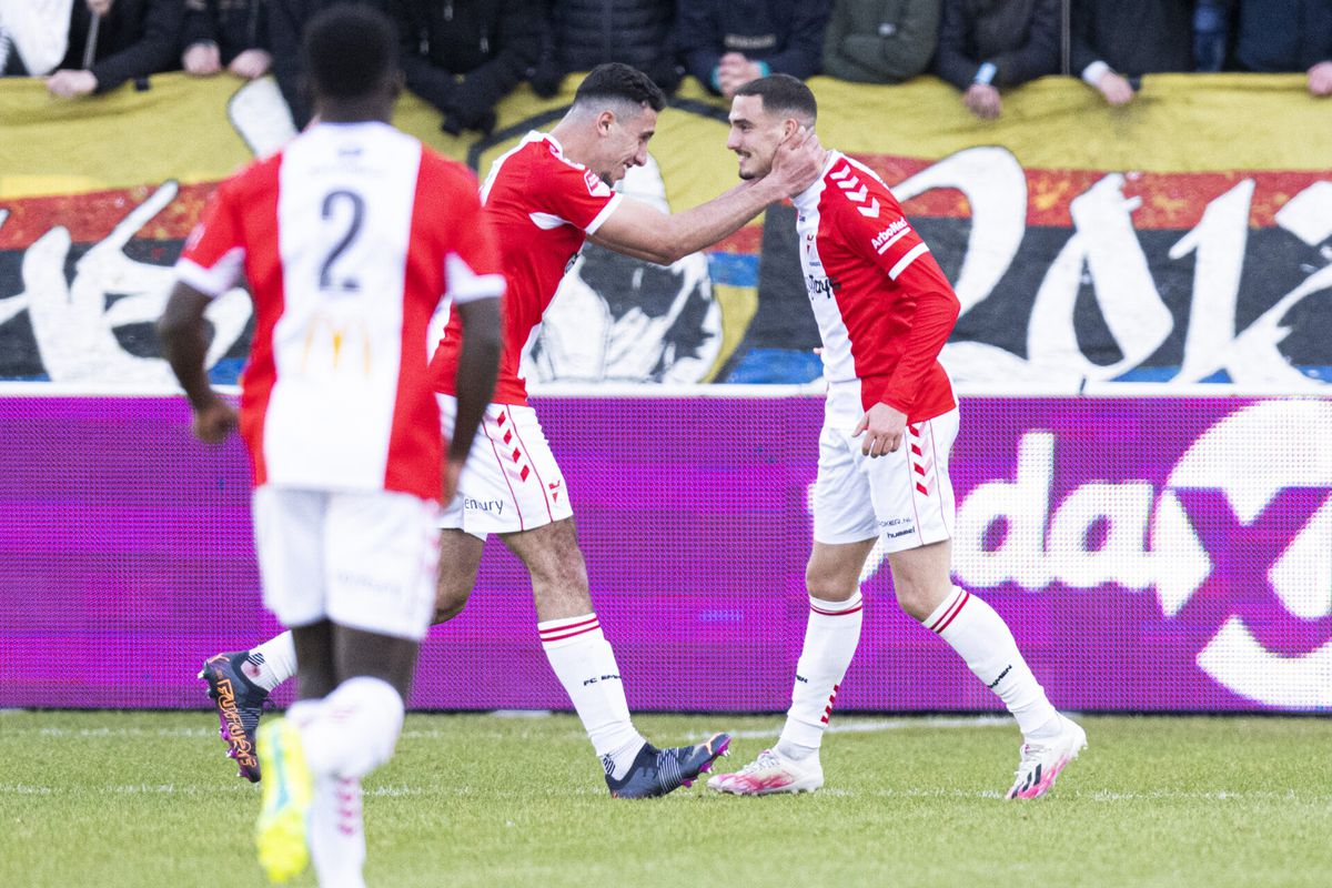 FC Emmen na winst tegen VVV-Venlo weer stap dichter bij terugkeer in Eredivisie