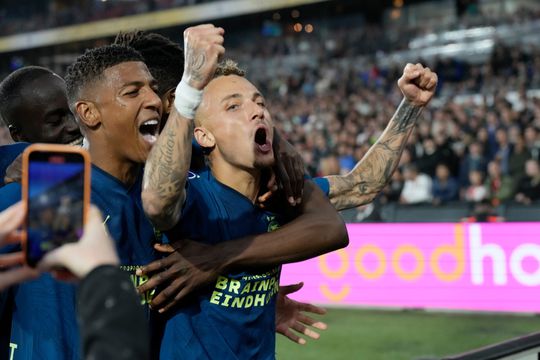 PSV pakt Johan Cruijff Schaal dankzij matchwinnaar Noa Lang: 1-0 tegen Feyenoord